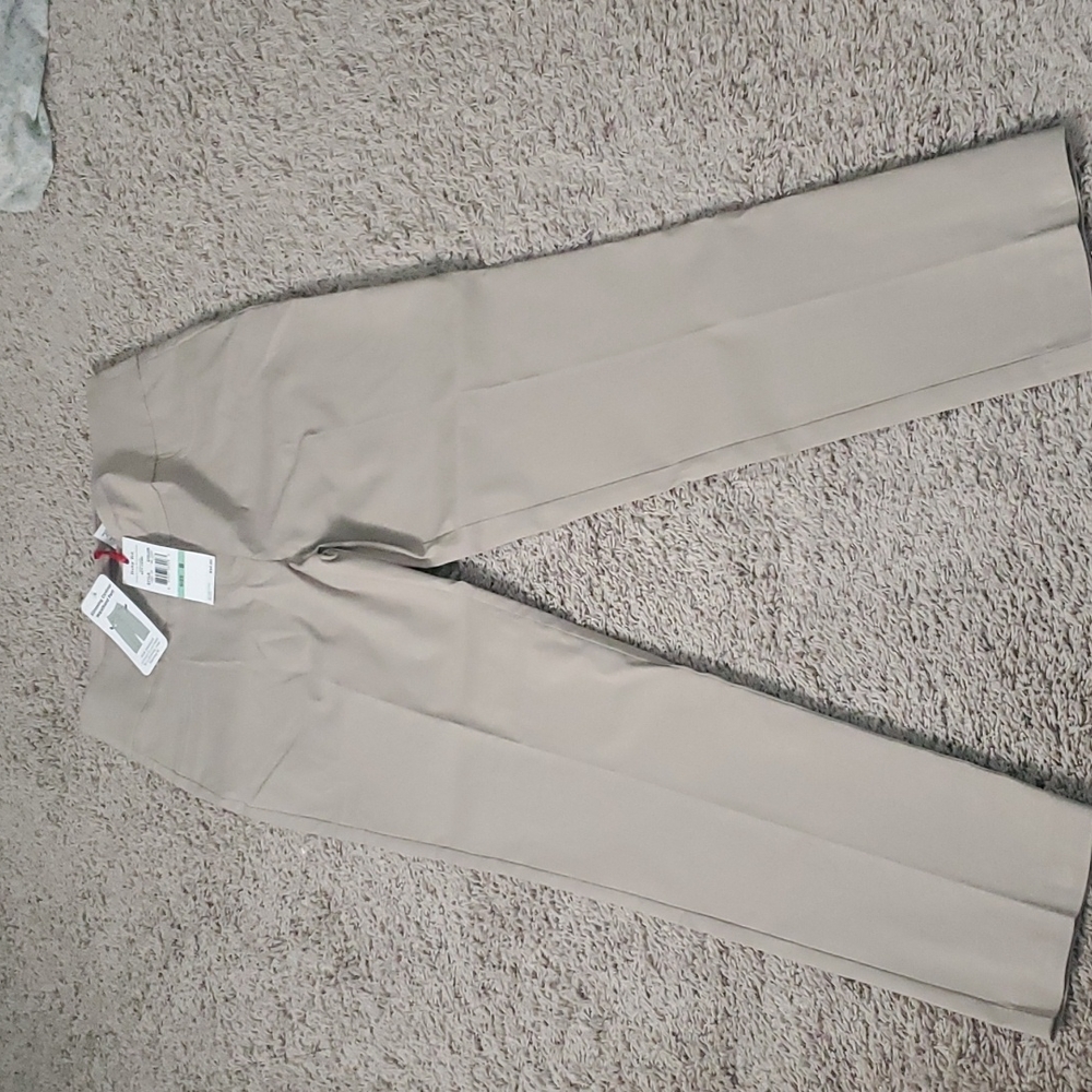 Womens size 8 khakis